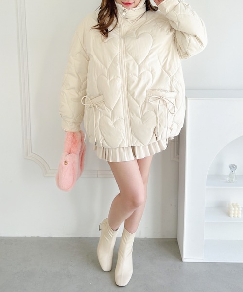 Loueme（ルエム）の「ハートキルティングリボンオーバー