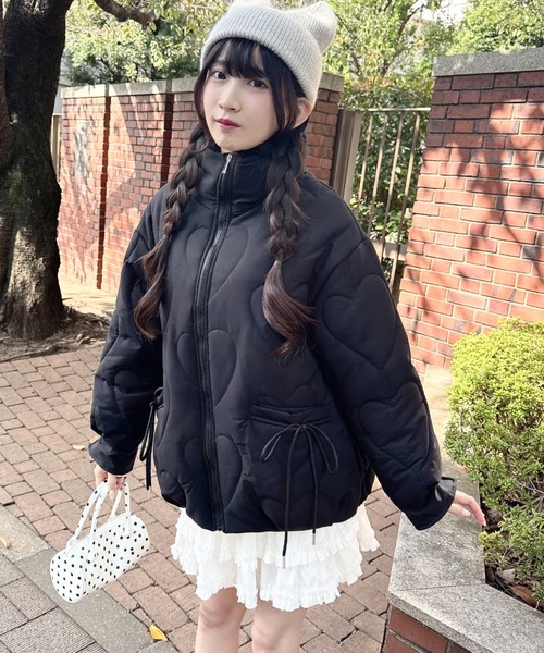 Loueme（ルエム）の「ハートキルティングリボンオーバージャケット