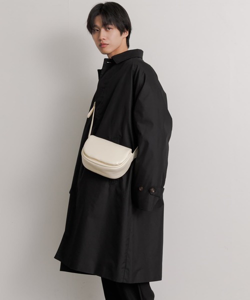 SENSE OF PLACE by URBAN RESEARCH（センスオブプレイスバイアーバンリサーチ）の「フェイクレザーパデットフラップショルダー（ショルダーバッグ・メンズ・アイボリー/ブラック・ONE）」の22枚目の写真