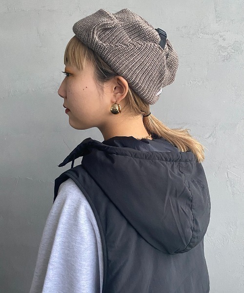 halo commodity（ハロ　コモディティー）の「[HALO COMMODITY/ハロ コモディティー] LIST FLIGHT ニットワッチキャップ（ハット・レディース・ブラック/アイボリー/ブラウン・F）」の17枚目の写真