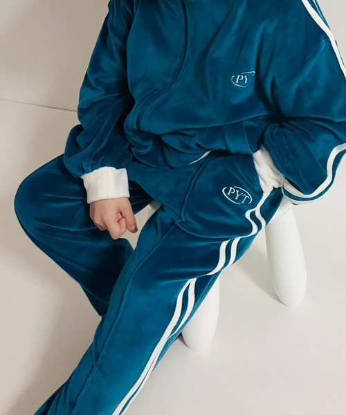 CIAOPANIC TYPY（チャオパニックティピー）の「【KIDS】ベロアサイドライントラックパンツ（その他パンツ・キッズ・グリーン/ネイビー/ブラック・S/XL/L/M/XXL）」の2枚目の写真