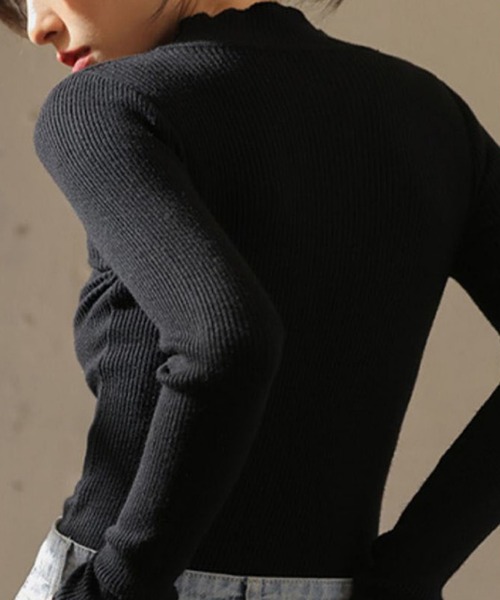 tone(トーン)の「urbanfemine./ハーフハイネックリブニット U7163(ニット/セーター・レディース・ホワイト/グレー/ベージュ/ブラック/ブラウン・FREE)」の12枚目の写真