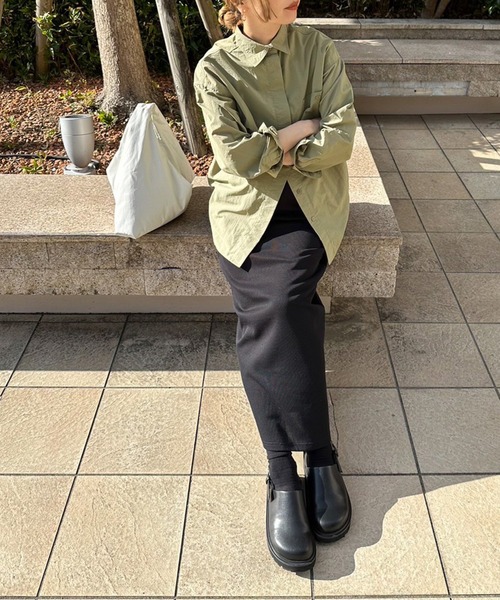 select MOCA by son（セレクトモカバイソン）の「【サイズ展開あり】ワークオーバーサイズシャツ（シャツ/ブラウス・レディース・ライトカーキ/ライトベージュ/ブラック/アイボリー/グレイッシュベージュ・LARGE/MEDIUM）」の13枚目の写真