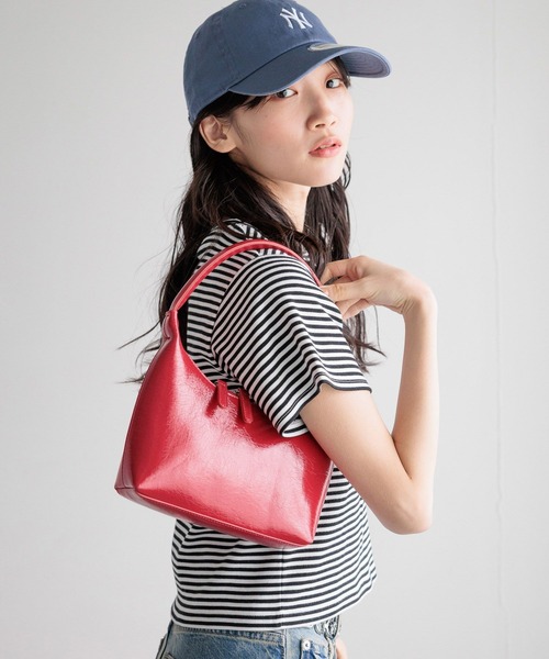 LOWRYS FARM（ローリーズファーム）の「ミニハンドバック　996852（ハンドバッグ・レディース・シルバー/ブルー/レッド/ブラック・FREE）」の3枚目の写真