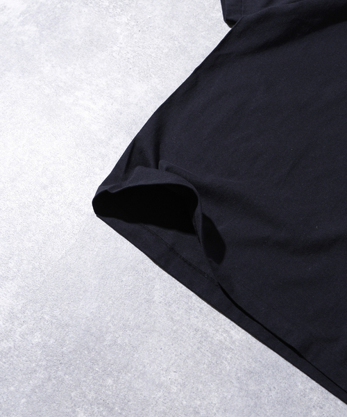 HANES（ヘインズ）の「”2枚セット”HANES (ヘインズ)417別注 2パックTシャツ HM1-Z703S（Tシャツ/カットソー・メンズ・ブラック/ホワイト・MEDIUM/LARGE/SMALL/X-LARGE）」の6枚目の写真