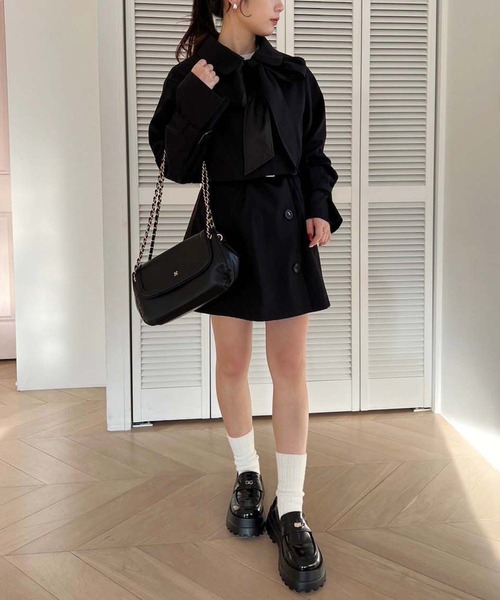 one after another NICE CLAUP（ワンアフターアナザーナイスクラップ）の「ショートにもなる/マルチWAYリボンコート（トレンチコート・レディース・アイボリー/サックスブルー/ブラック・FREE）」の16枚目の写真