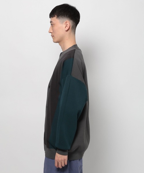 niko and...（ニコアンド）の「カラーブロックニットVネックカーディガン（カーディガン/ボレロ・メンズ・ブラック/アイボリー/オレンジ・MEDIUM/LARGE）」の13枚目の写真