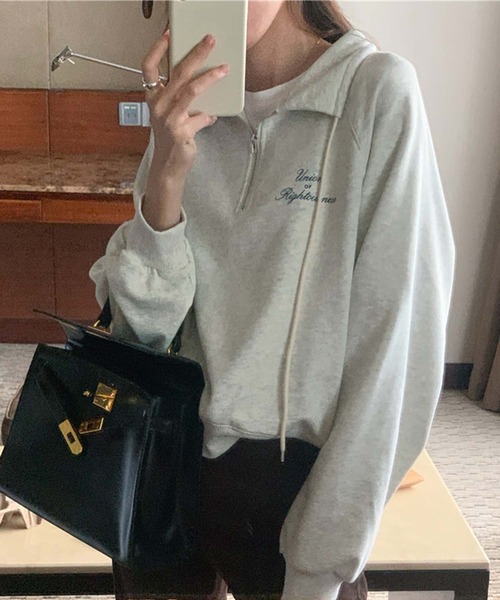 LAFFMO(ラフモ)の「ハーフジップバックプリントプルオーバー(スウェット・レディース・ネイビー/グレー・F)」の6枚目の写真