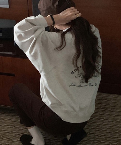 LAFFMO(ラフモ)の「ハーフジップバックプリントプルオーバー(スウェット・レディース・ネイビー/グレー・F)」の13枚目の写真