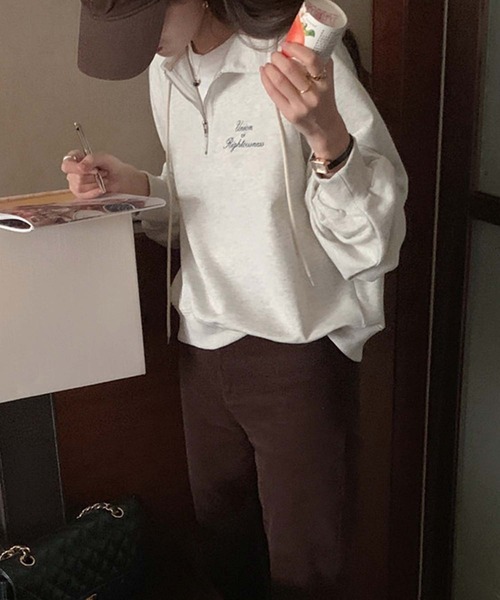 LAFFMO(ラフモ)の「ハーフジップバックプリントプルオーバー(スウェット・レディース・ネイビー/グレー・F)」の15枚目の写真