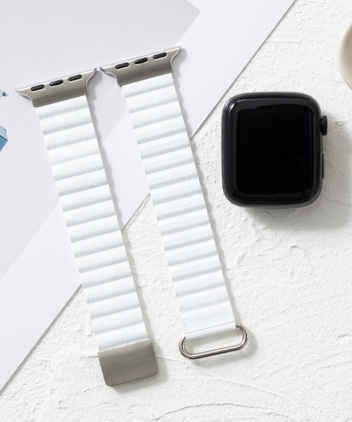 emonique(エモニーク)の「本革レザー Apple Watch バンド スマートウォッチバンド【38/40/41/42/44/45/49mm対応】(デジタル腕時計・レディース・スモークピンク/ダークブルー/ブルー/オレンジ/ピンク/カーキ/レッド/グレー/ブラウン/パープル/ベージュ/ダークグリーン/ブラック/ライトグレー/ホワイト・42/38)」の1枚目の写真