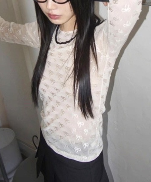 Vipoa(ヴィポア)の「リボンシアートップス(Tシャツ/カットソー・レディース・ホワイト/ブラック・FREE)」の21枚目の写真