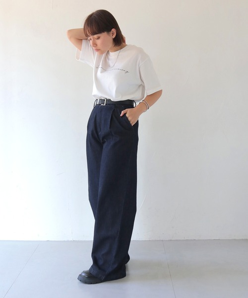 HER CLOSET(ハークローゼット)の「【shemoshelly】WEB限定カリグラフィーロゴTシャツ(Tシャツ/カットソー・レディース・ブラック/ブラック系その他/ホワイト/ホワイト系その他・L/M/S)」の14枚目の写真