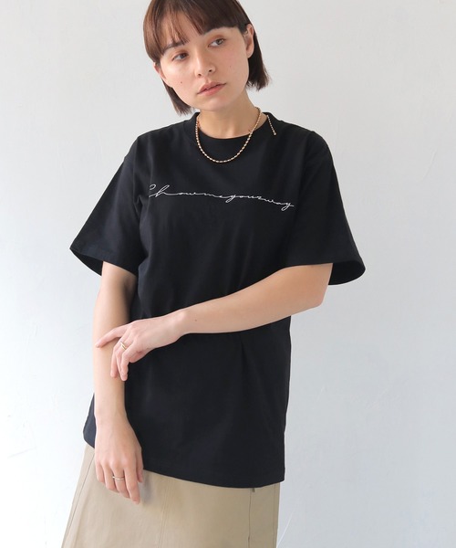 HER CLOSET(ハークローゼット)の「【shemoshelly】WEB限定カリグラフィーロゴTシャツ(Tシャツ/カットソー・レディース・ブラック/ブラック系その他/ホワイト/ホワイト系その他・L/M/S)」の19枚目の写真
