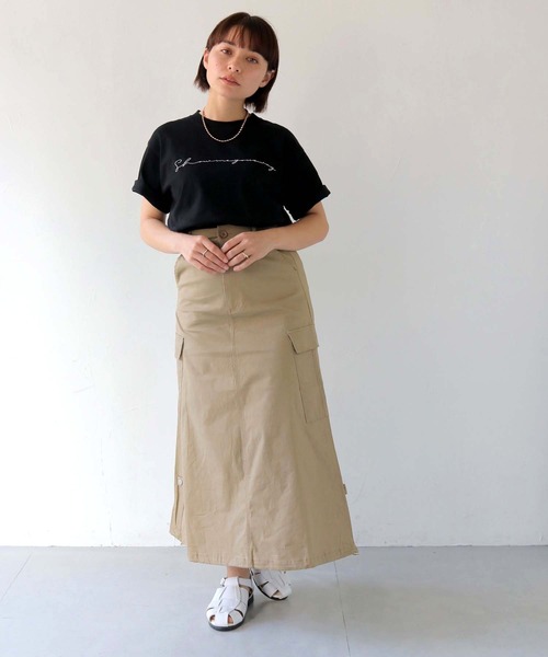 HER CLOSET(ハークローゼット)の「【shemoshelly】WEB限定カリグラフィーロゴTシャツ(Tシャツ/カットソー・レディース・ブラック/ブラック系その他/ホワイト/ホワイト系その他・L/M/S)」の17枚目の写真