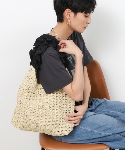 OPAQUE.CLIP（オペークドットクリップ）の「◆フリルハンドルワンショルダーバッグ（ショルダーバッグ・レディース・ブラック/ブラウン系/ライトベージュ・00）」の4枚目の写真