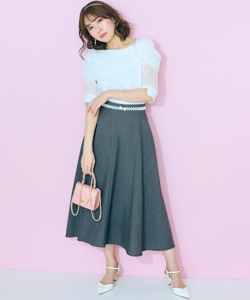 marun(マルン)の「<大きいサイズ> オフショル風デザインブラウス marun(シャツ/ブラウス・レディース・ホワイト/ブラック・L/LL/3L/4L/5L)」の3枚目の写真