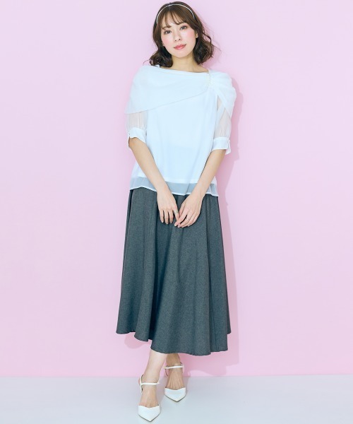 marun(マルン)の「<大きいサイズ> オフショル風デザインブラウス marun(シャツ/ブラウス・レディース・ホワイト/ブラック・L/LL/3L/4L/5L)」の19枚目の写真