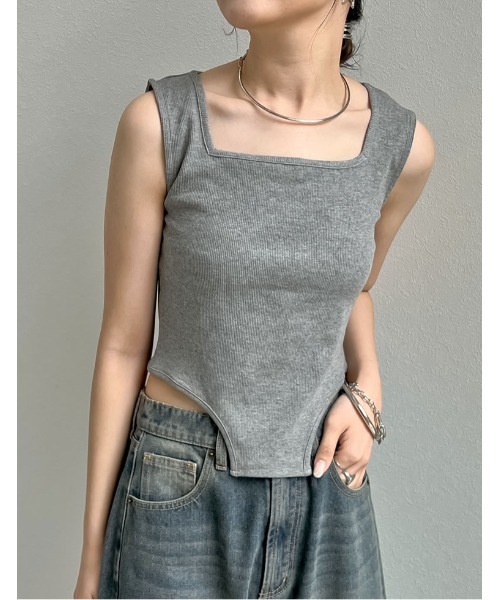 Re:EDIT（リエディ）の「ストレッチリブハイレグタンクトップ（タンクトップ・レディース・レッド/ホワイト/ブラック/チャコールグレー・LARGE/MEDIUM）」の3枚目の写真