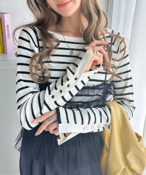 セール】品よく鎖骨魅せ。袖ボタンクルーネックリブニット（無地