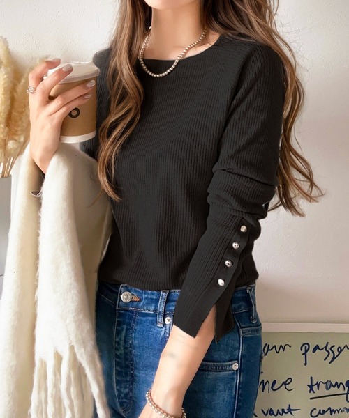 セール】品よく鎖骨魅せ。袖ボタンクルーネックリブニット（無地