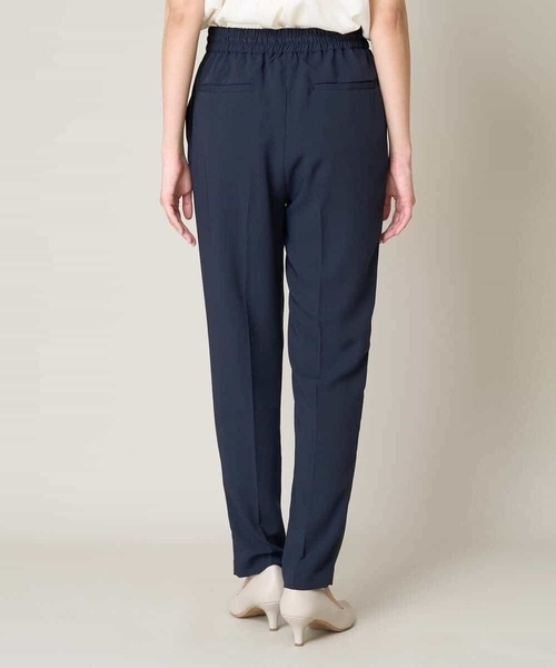 a.v.v（アーヴェヴェ）の「【接触冷感/洗える/イージーケア】美楽るイージーテーパードパンツ（その他パンツ・レディース・チャコールグレー/ブラック/カーキ/ネイビー/ミント/ダークインディゴブルー/ライトグレー・34/36/38/40/42）」の9枚目の写真