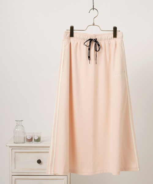 CONVERSE（コンバース）の「【CONVERSE/コンバース】ワンポイントロゴプリント＆サイドラインデザイン ダンボール生地 スウェットスカート/ジャージ（スカート・レディース・ブラック/ベージュ/ネイビー/ライトピンク・M/L）」の12枚目の写真