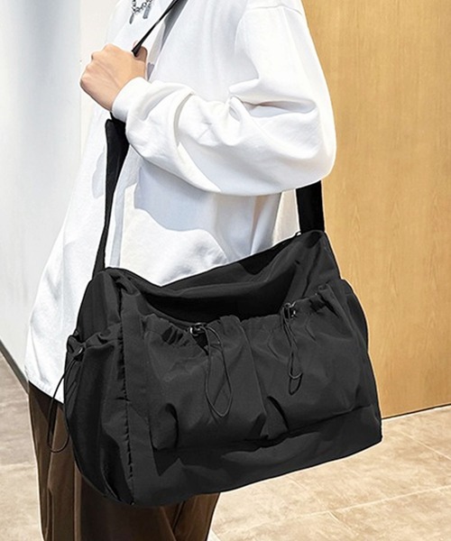 セール】大容量で軽いダブルドロストポケットショルダーバッグ