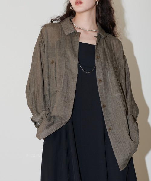 LARUTA(ラルータ)の「【LARUTA】シアーポケット付きシャツ(シャツ/ブラウス・レディース・アイボリー/ピンク/ブラック/カーキ/ライトベージュ・FREE)」の2枚目の写真