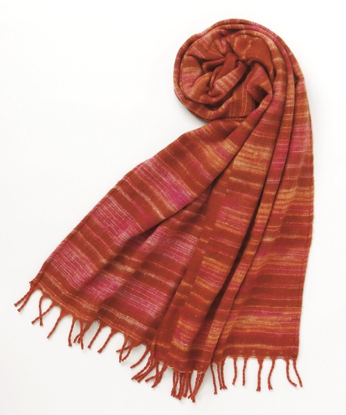 チャイハネ（チャイハネ）の「【チャイハネ】カラフルボーダーアクリルショール（マフラー・レディース・レッド系その他/ベージュ/ブラウン/グリーン/レッド/ピンク/サファリグリーン/その他/パープル/その他1/その他2/オレンジ系その他/ブラック系その他/ブラック/ホワイト/ブラックミックス/イエロー/ネイビー/オレンジ/プラム/ラベンダー/ブルー/オレンジ系その他2/カーキ/ブラック系その他2/ライトグリーン/ブラウン系その他/ライトイエロー/マスタード/ブルー系その他/ターコイズブルー・FREE）」の7枚目の写真