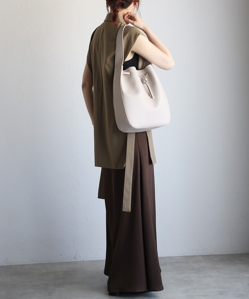 GUSCIO（グッシオ）の「【グッシオベーシック】ワンショルダートートバッグ　ノットリボン　ポーチ付き（トートバッグ・レディース・ブラック/グレー/グレイッシュベージュ・FREE）」の18枚目の写真