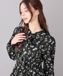 美人シルエットボウタイワンピース