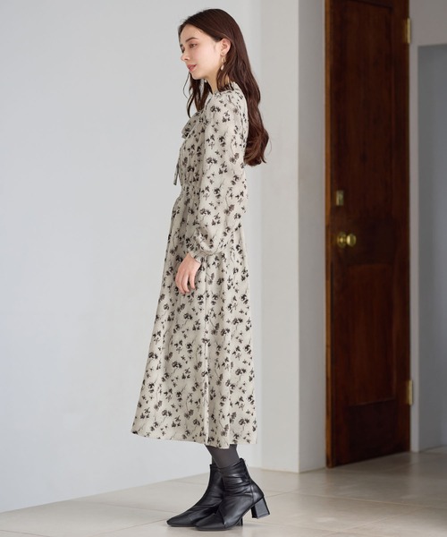 alotta(アロッタ)の「美人シルエットボウタイワンピース(ワンピース・レディース・グレー/ブラック・M/L/LL/3L)」の9枚目の写真
