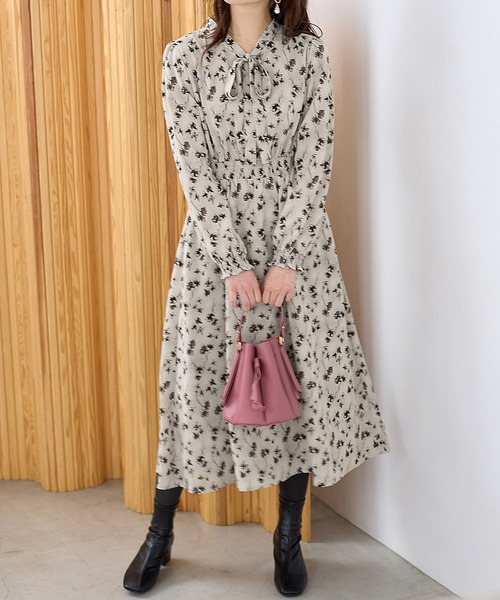 alotta(アロッタ)の「美人シルエットボウタイワンピース(ワンピース・レディース・グレー/ブラック・M/L/LL/3L)」の18枚目の写真