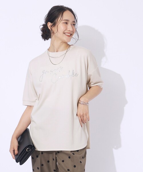 DRESKIP(ドレスキップ)の「【洗える/UV】大人のこなれ感 ぷっくりラメロゴTシャツ(Tシャツ/カットソー・レディース・オフホワイト/チャコールグレー/ライトベージュ/ベビーピンク・02/03/04)」の9枚目の写真