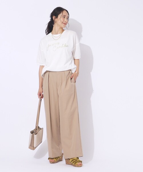 DRESKIP(ドレスキップ)の「【洗える/UV】大人のこなれ感 ぷっくりラメロゴTシャツ(Tシャツ/カットソー・レディース・オフホワイト/チャコールグレー/ライトベージュ/ベビーピンク・02/03/04)」の15枚目の写真