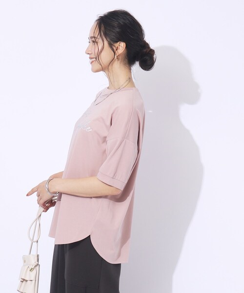 DRESKIP(ドレスキップ)の「【洗える/UV】大人のこなれ感 ぷっくりラメロゴTシャツ(Tシャツ/カットソー・レディース・オフホワイト/チャコールグレー/ライトベージュ/ベビーピンク・02/03/04)」の18枚目の写真