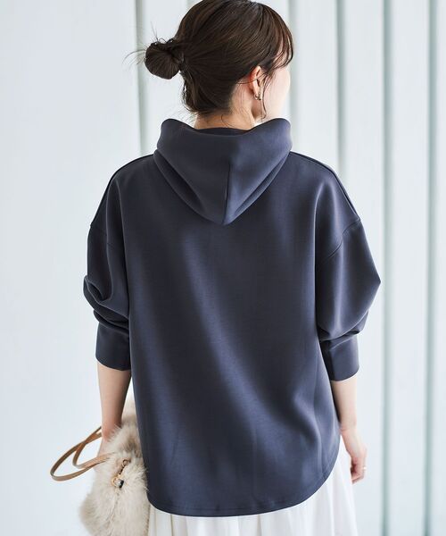 le.coeur blanc（ルクールブラン）の「ダンボールパーカー（パーカー・レディース・ダークグレー/ベージュ・38）」の9枚目の写真