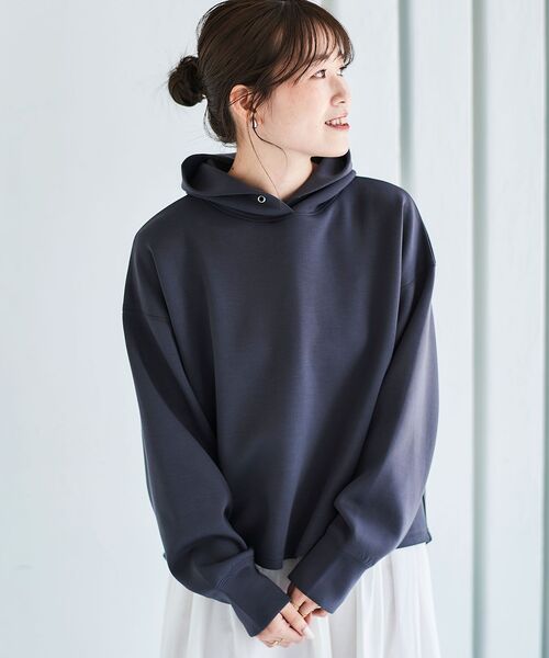 le.coeur blanc（ルクールブラン）の「ダンボールパーカー（パーカー・レディース・ダークグレー/ベージュ・38）」の11枚目の写真