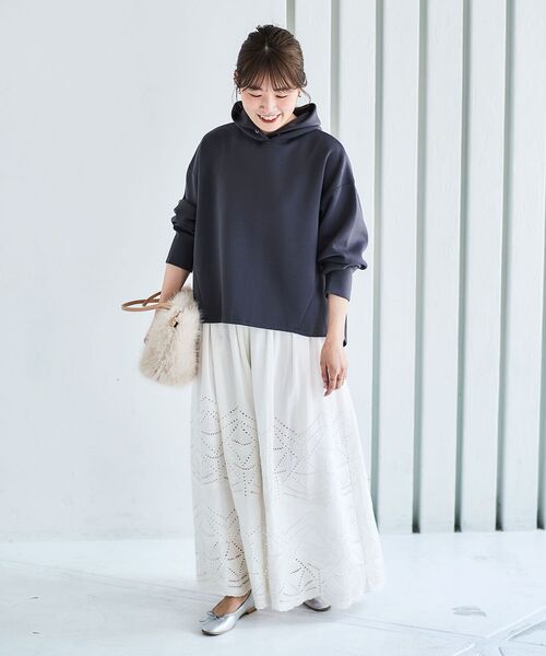 le.coeur blanc（ルクールブラン）の「ダンボールパーカー（パーカー・レディース・ダークグレー/ベージュ・38）」の13枚目の写真