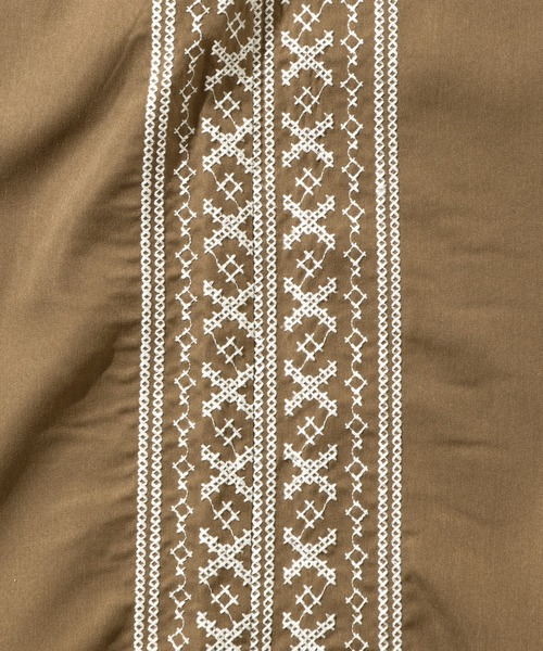 NO NEED（ノーニード）の「キューバ刺繍 リラックスワイドパンツ /セットアップ可能（その他パンツ・メンズ・グレー/ベージュ/ネイビー・ﾌﾘ-）」の4枚目の写真
