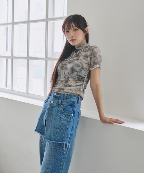nemne store(ネンネストア)の「《unnome》ニュアンス柄ハイネックシアーTシャツ(Tシャツ/カットソー・レディース・グレー/イエロー・フリー)」の8枚目の写真