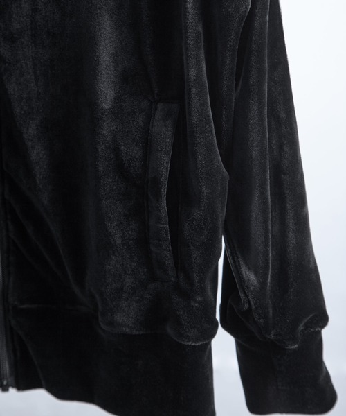 ZIP FIVE -White Line-(ジップファイブホワイトライン)の「【White Line】 90s ベロア コンパクト トラックトップ / トラックジャケット / 短丈 トップス(ブルゾン・メンズ・ブラック/グレー/ベージュ/ネイビー/オレンジ・MEDIUM/LARGE/X-LARGE)」の7枚目の写真