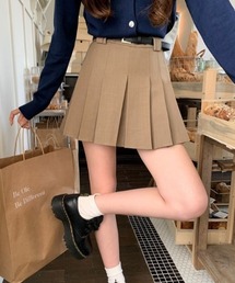 ベルトループ付きミニ丈プリーツスカート