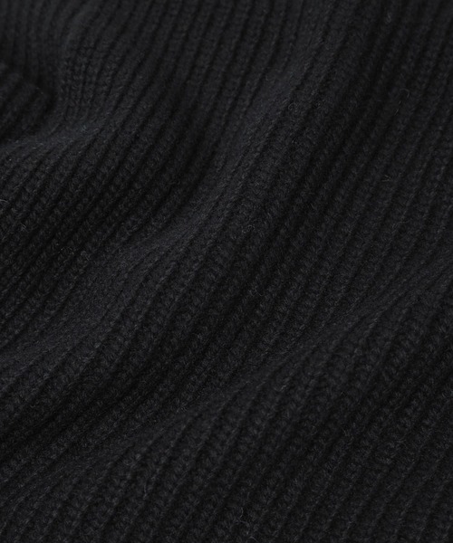 yuw（ユウ）の「Ｍｉｎｋウールフードマフラー　 151550（マフラー・レディース・ブラック/チャコールグレー/ブルー・FREE）」の4枚目の写真