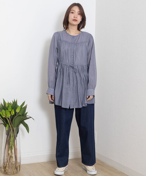 POU DOU DOU(プードゥドゥ)の「切り替えギャザーチュニックブラウス(シャツ/ブラウス・レディース・オフホワイト/モカ/ネイビー・M)」の15枚目の写真