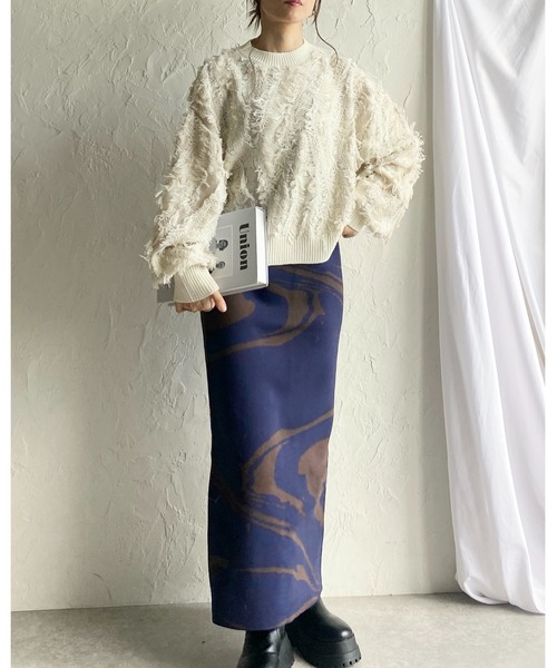 She's Closet(シーズクローゼット)の「ウェーブ柄長袖ボリュームスリーブミックスフリンジジャガードニット(ニット/セーター・レディース・ブラック/アイボリー/ブラックミックス/ネイビー/ブラウン/グレー・FREE)」の15枚目の写真