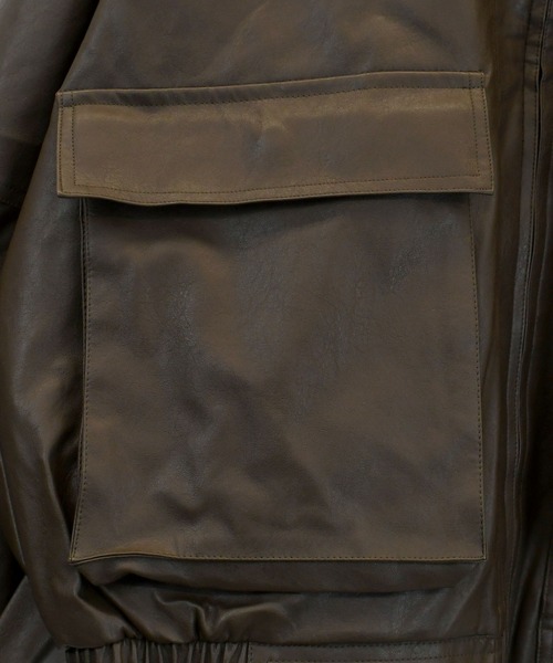 Starting Over（スターティングオーバー）の「Vintage-like synthetic leather A-2 jacket/ヴィンテージライク PU レザー A-2 フライトジャケット（ブルゾン・メンズ・ブラウン/ブラック・M/L/XL）」の6枚目の写真