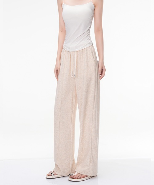 lululemon☆ 柔らかストレッチ・ピンタック・ストレートパンツ LW6BZXS_064244_1?size=1600,1600