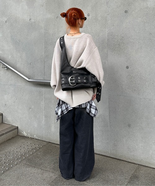 sedacle（セダクル）の「合皮ショルダーバック（ハンドバッグ・メンズ・ブラック・FREE）」の4枚目の写真